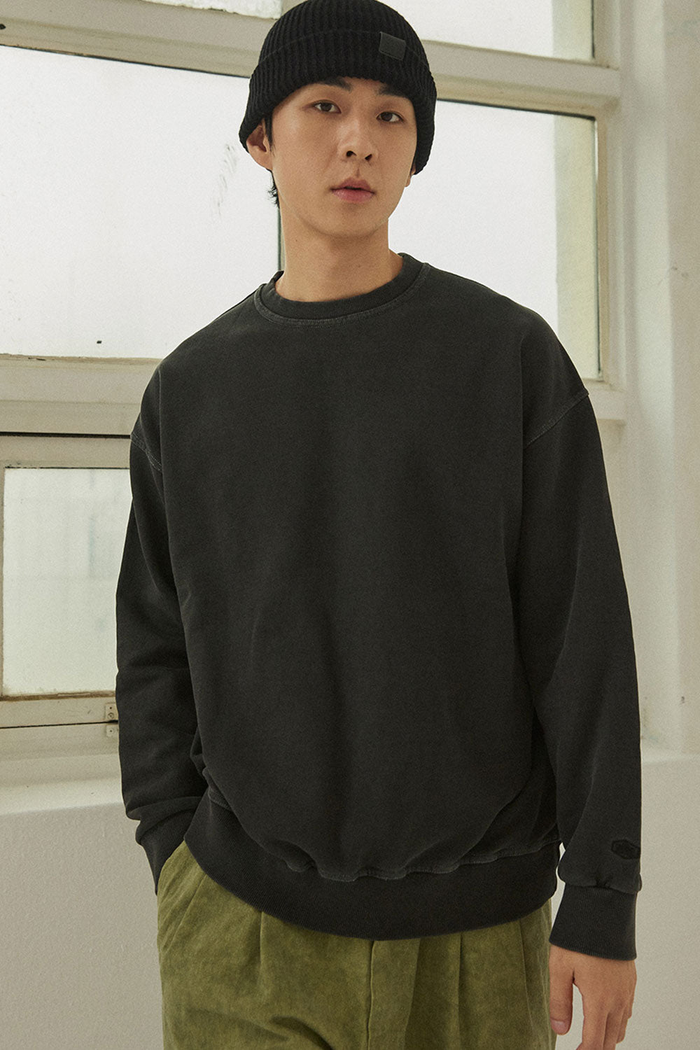 Pigment Sweatshirt (Dark Grey)
