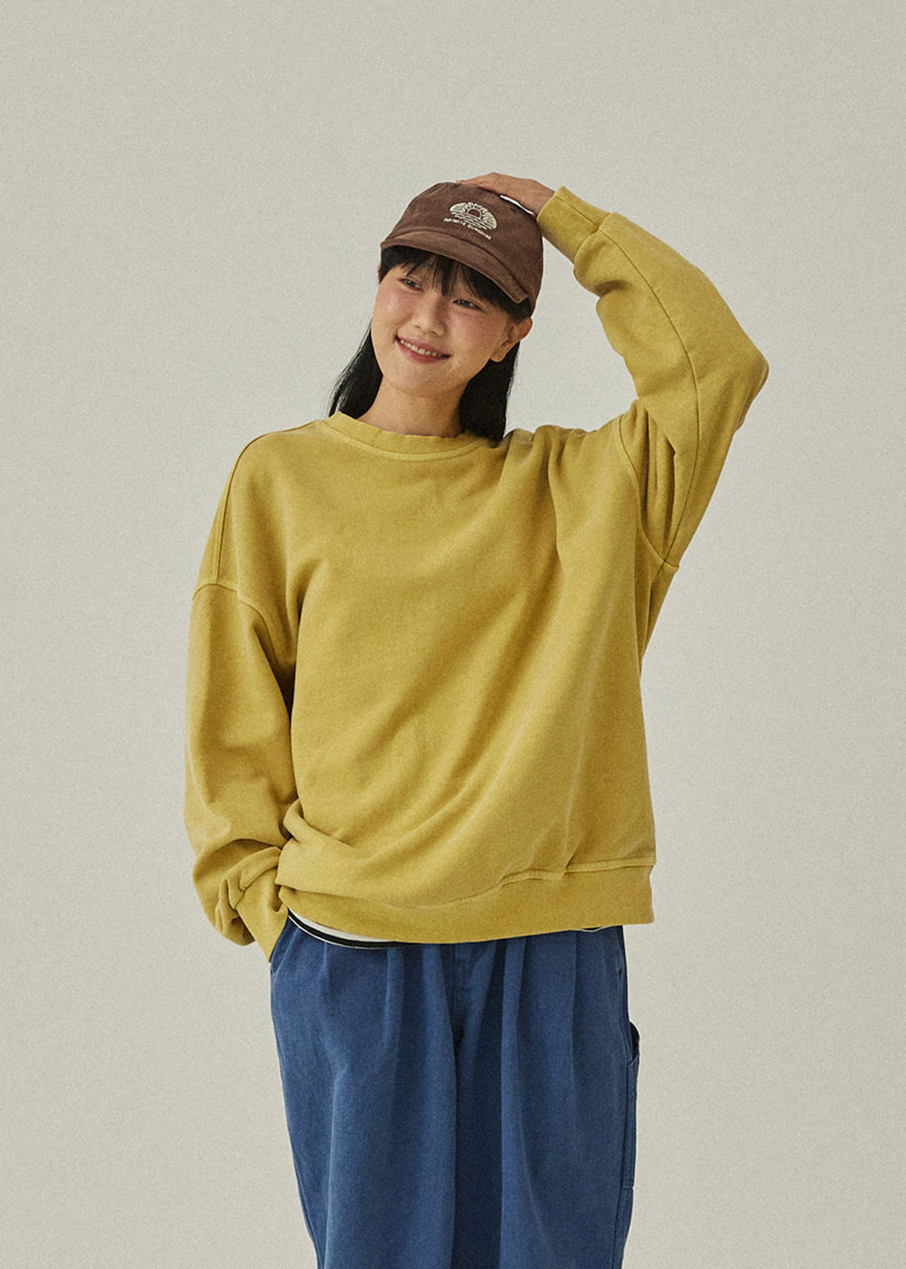 Pigment-Sweatshirt-_Mustard_-1_e37572aa-3693-4f0a-8095-dccaaa6be54c.jpg