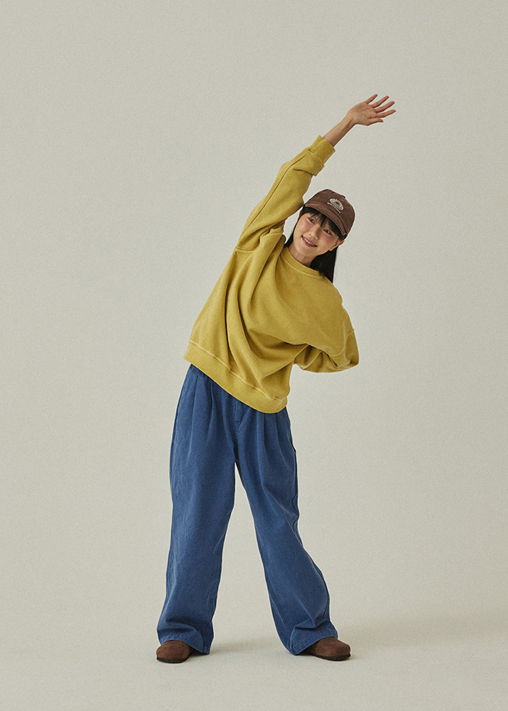 Pigment-Sweatshirt-_Mustard_-2.jpg