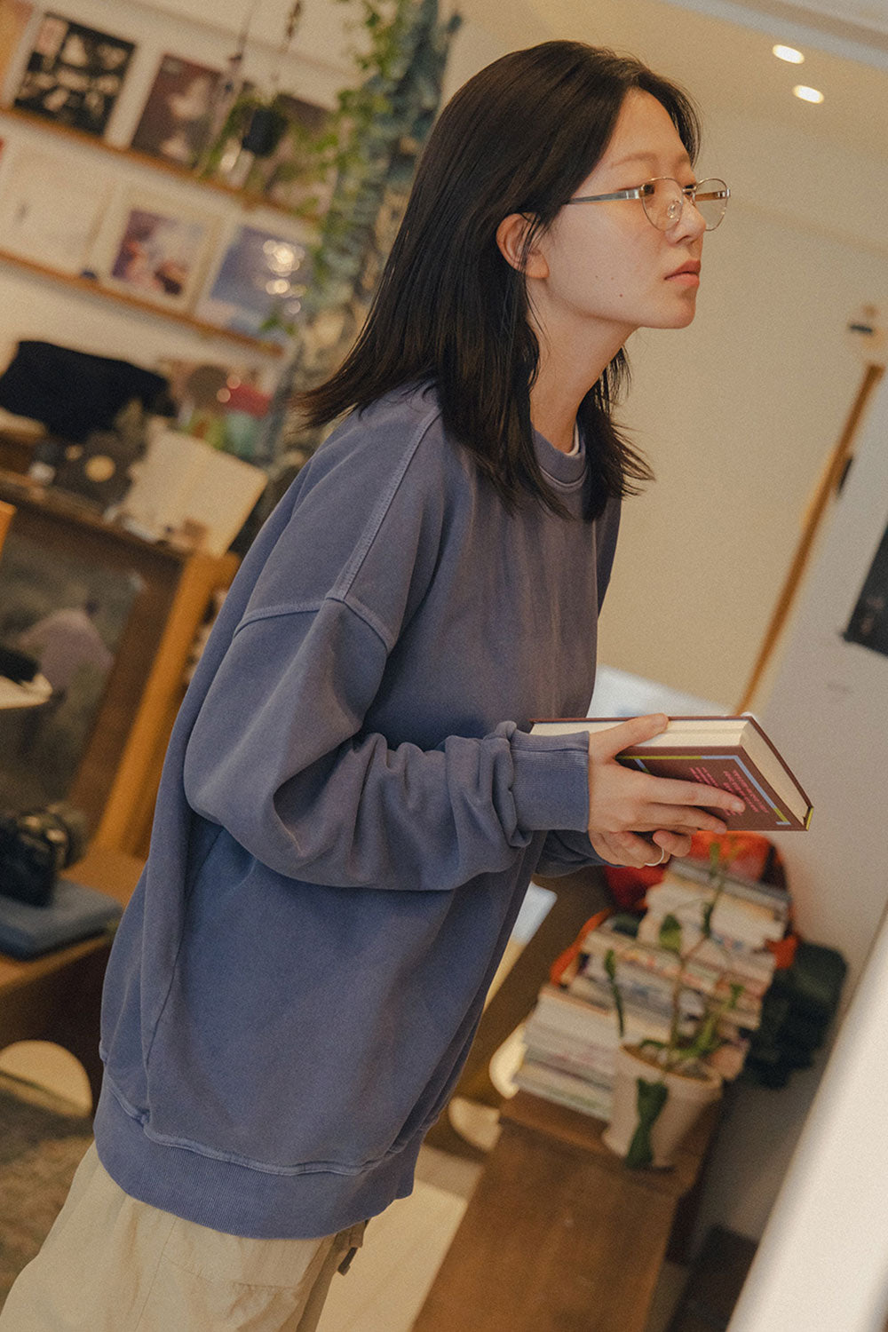 Pigment Sweatshirt (Vintage Navy)