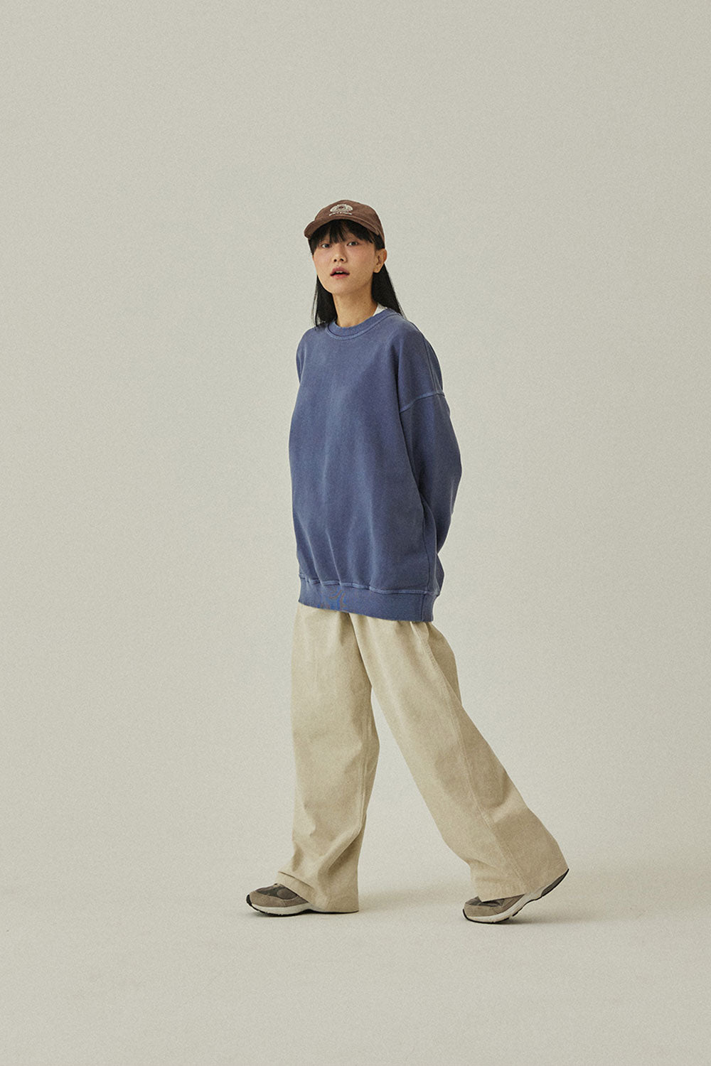 Pigment Sweatshirt (Vintage Navy)