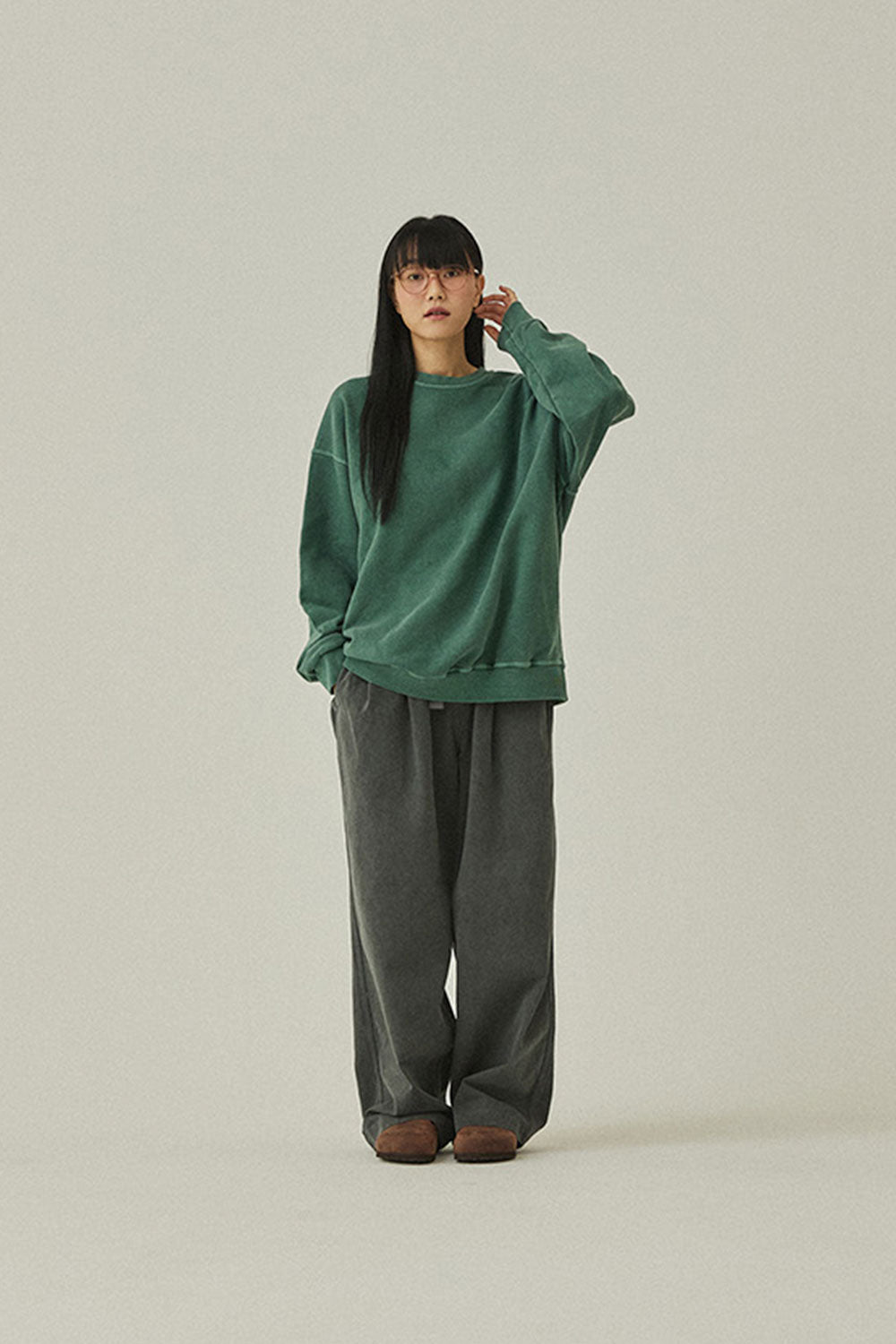 Pigment Two Tuck Wide Pants (Charcoal)