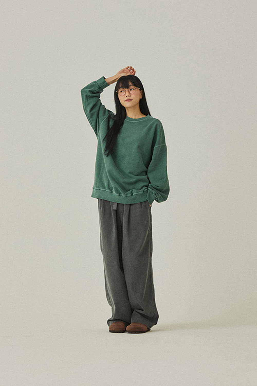 Pigment Two Tuck Wide Pants (Charcoal)