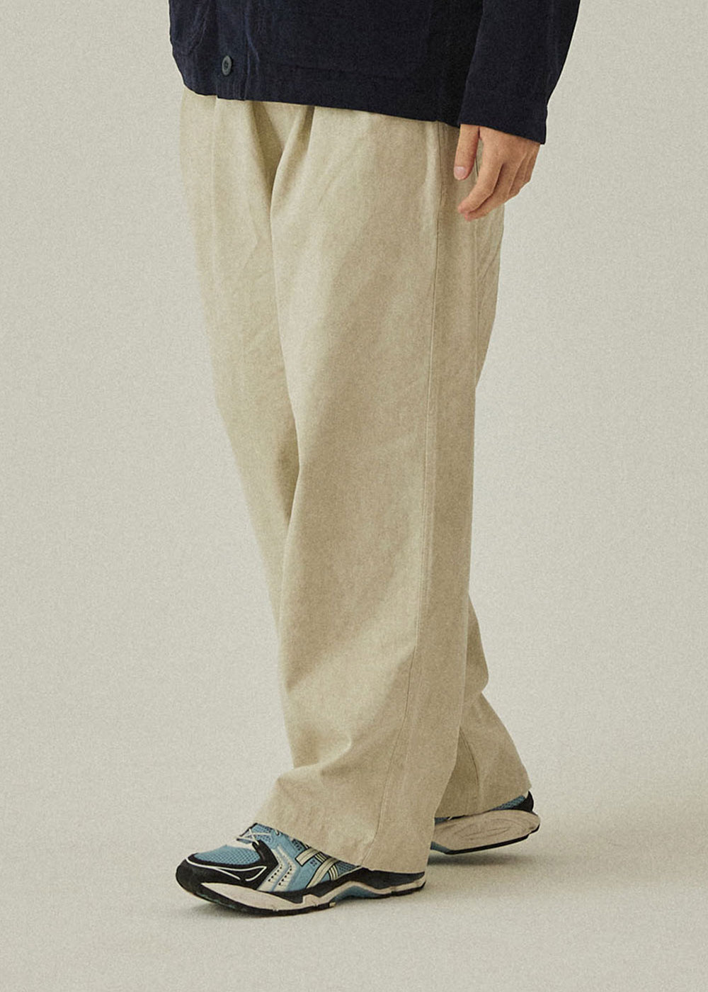 Pigment-Two-Tuck-Wide-Pants-_Cream_-5.jpg