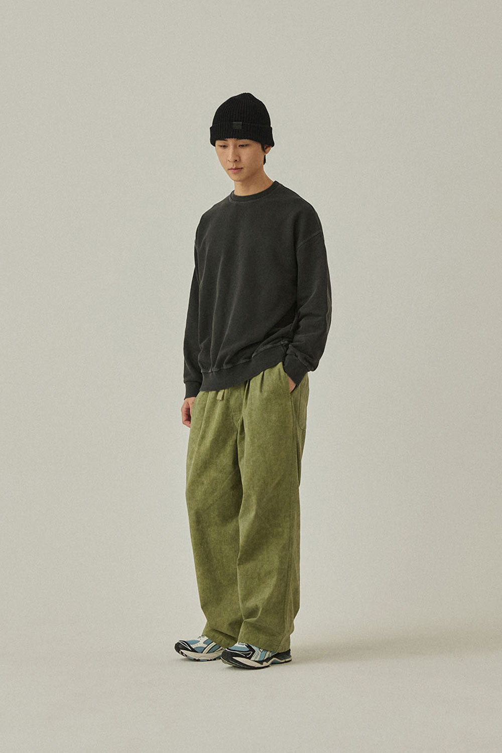 Pigment Two Tuck Wide Pants (Khaki)