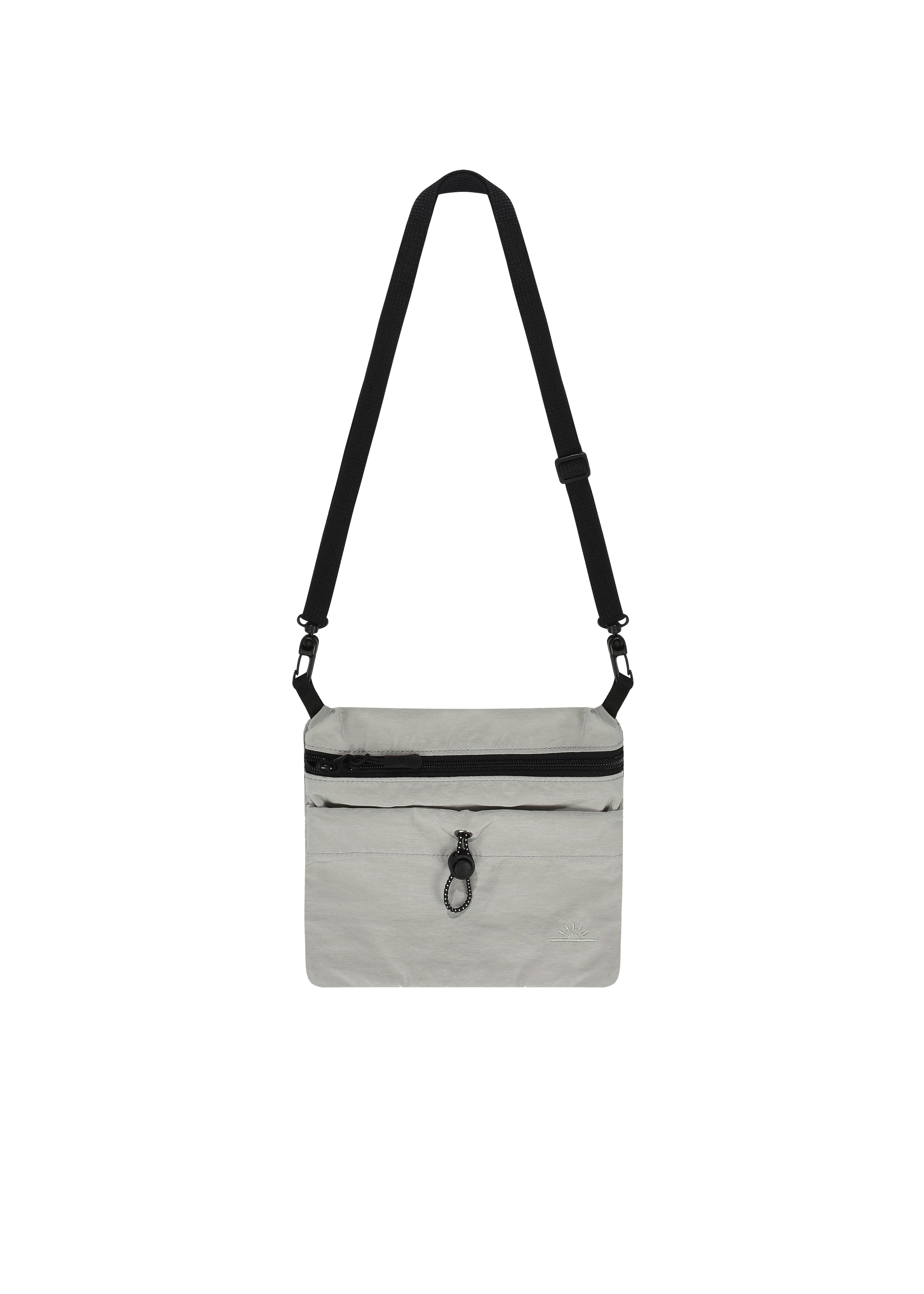 RIPSTOPCOMPACTBAG_LIGHTGRAY_1.jpg