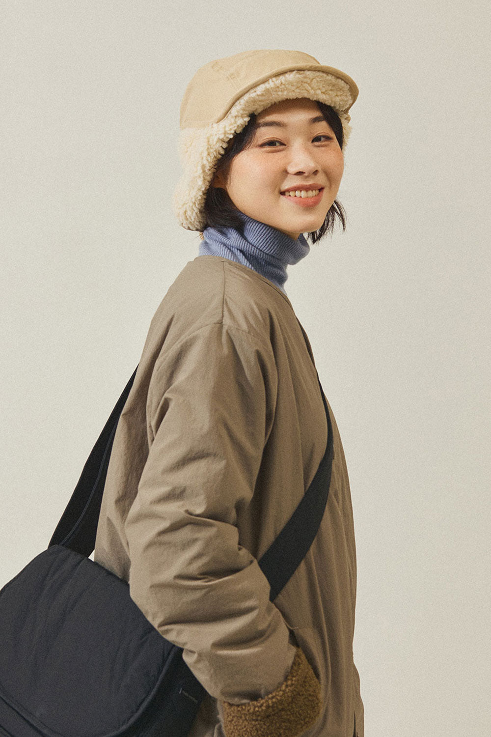 Reversible Trooper Hat (Beige)