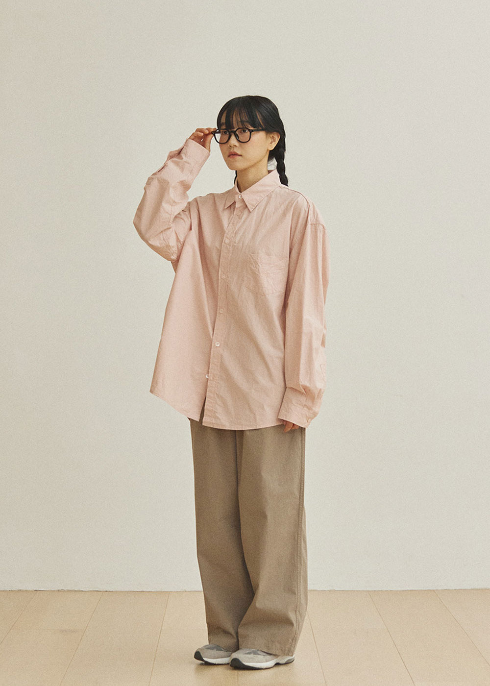 Two-Tuck-Wide-CN-Pants-_Beige_-1_7e6d69e9-0fd6-4356-bda9-ecfb1a1165f5.jpg