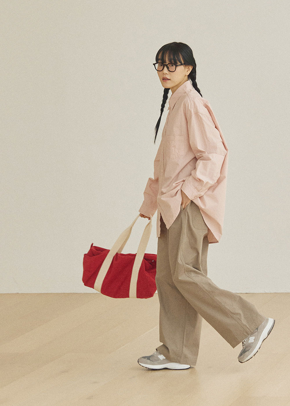 Two-Tuck-Wide-CN-Pants-_Beige_-3.jpg