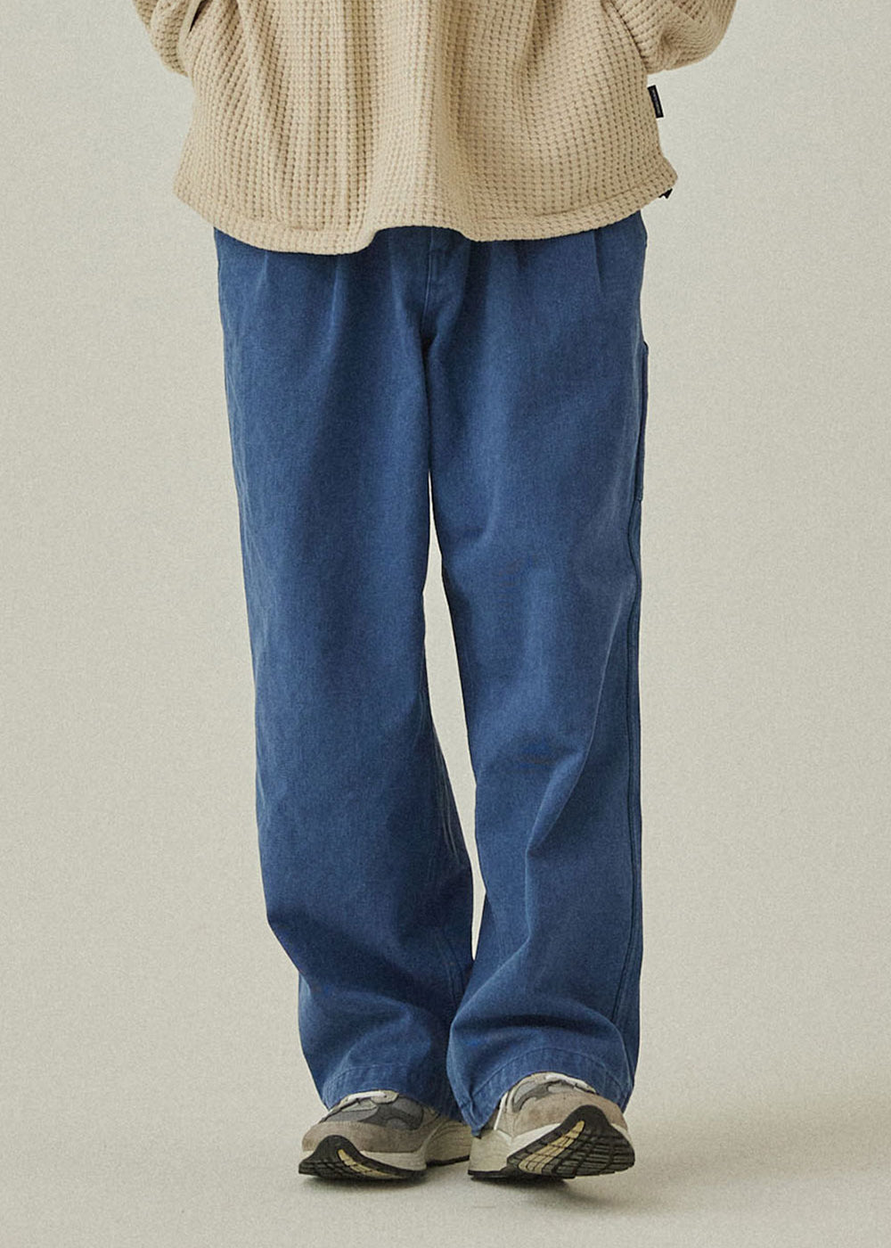 Two-Tuck-Wide-Kation-Pants-_Blue_-7.jpg