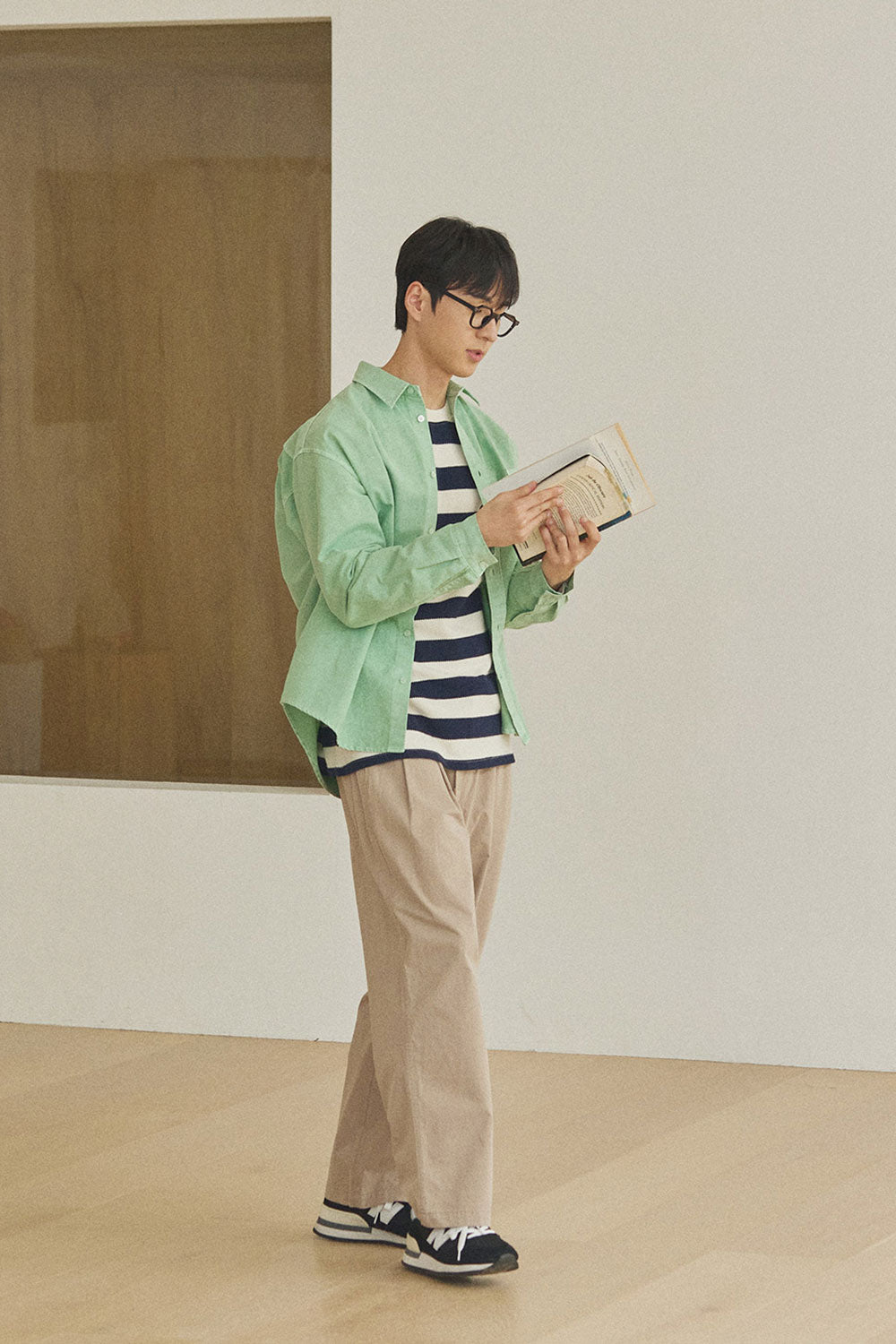 Two Tuck Wide Pants (Beige)