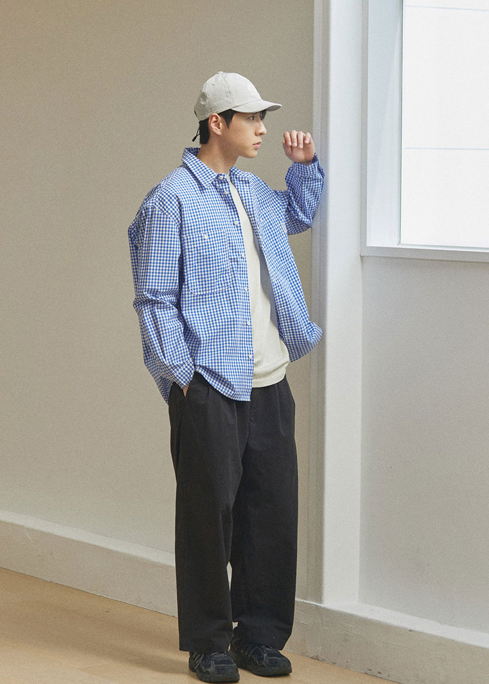 Two-Tuck-Wide-Pants-_Black_-1_64e280a7-dbc8-4a5e-b8f6-21ad27b7d31f.jpg
