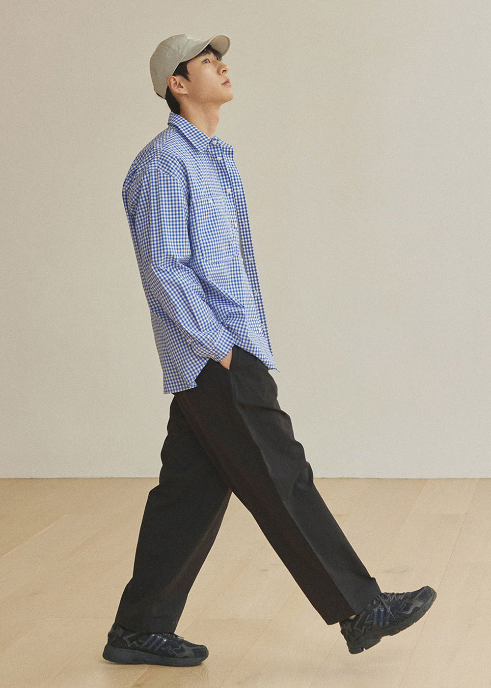 Two-Tuck-Wide-Pants-_Black_-2.jpg