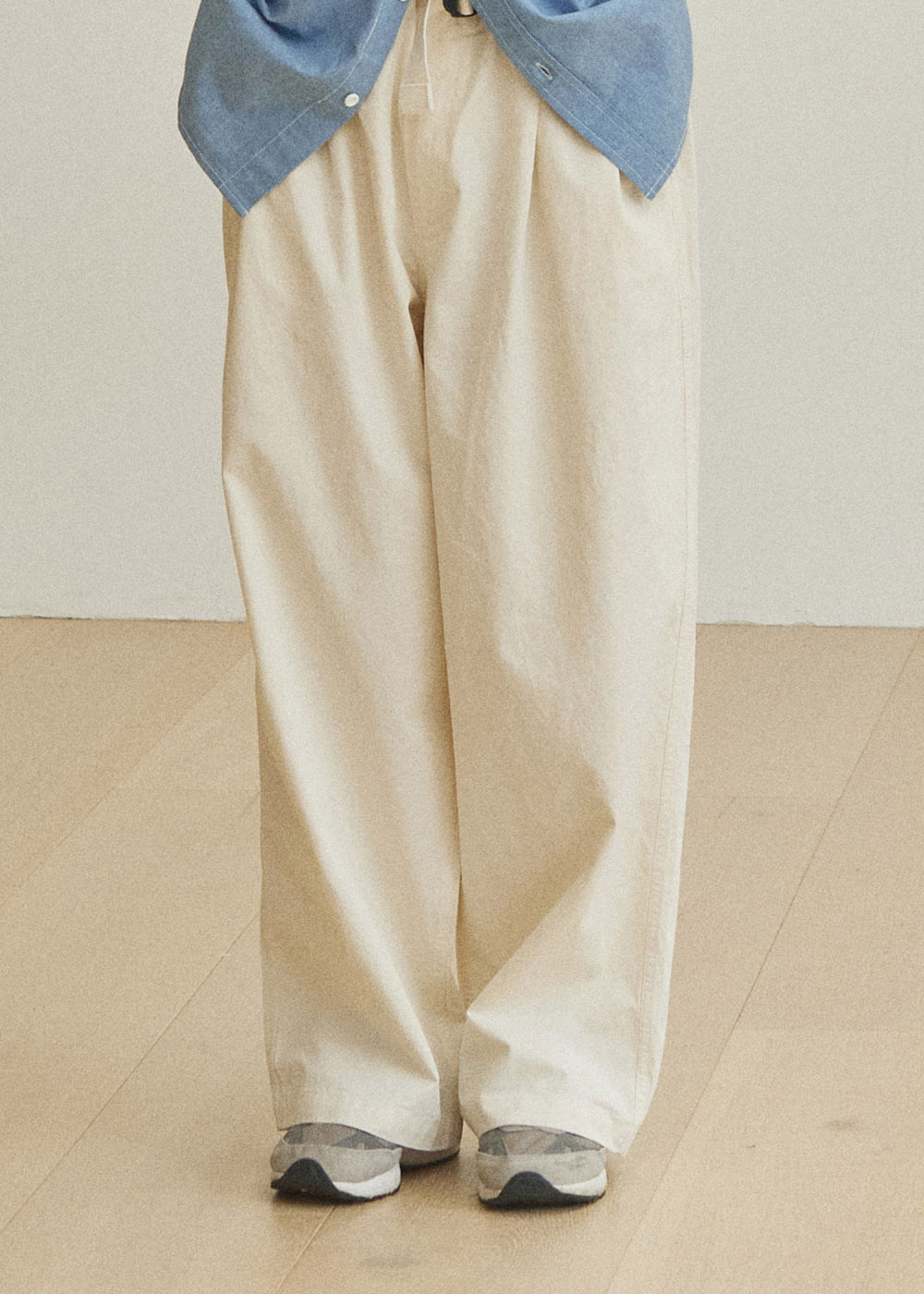 Two-Tuck-Wide-Pants-_Cream_-2.jpg
