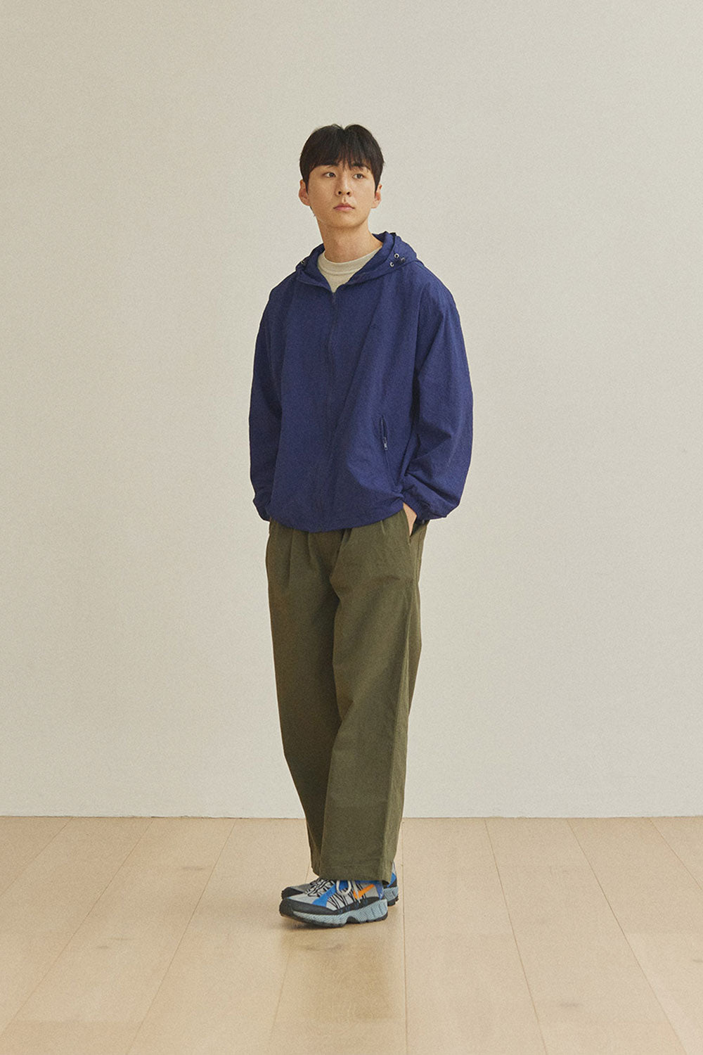 Two Tuck Wide Pants (Khaki)