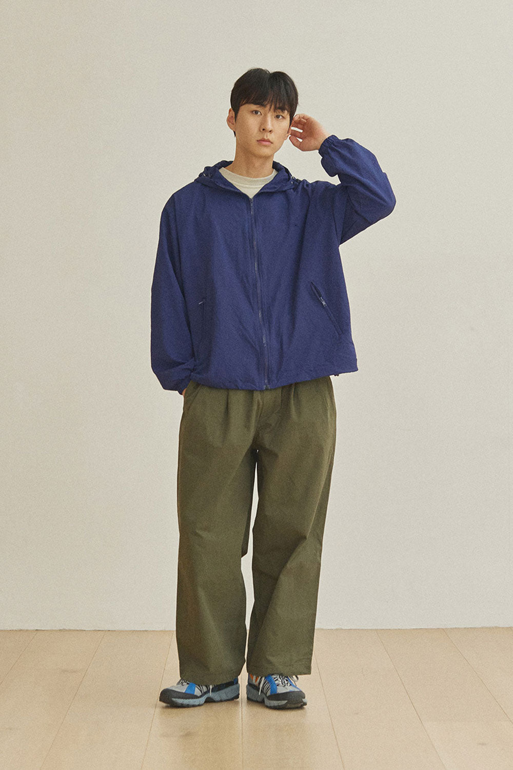 Two Tuck Wide Pants (Khaki)