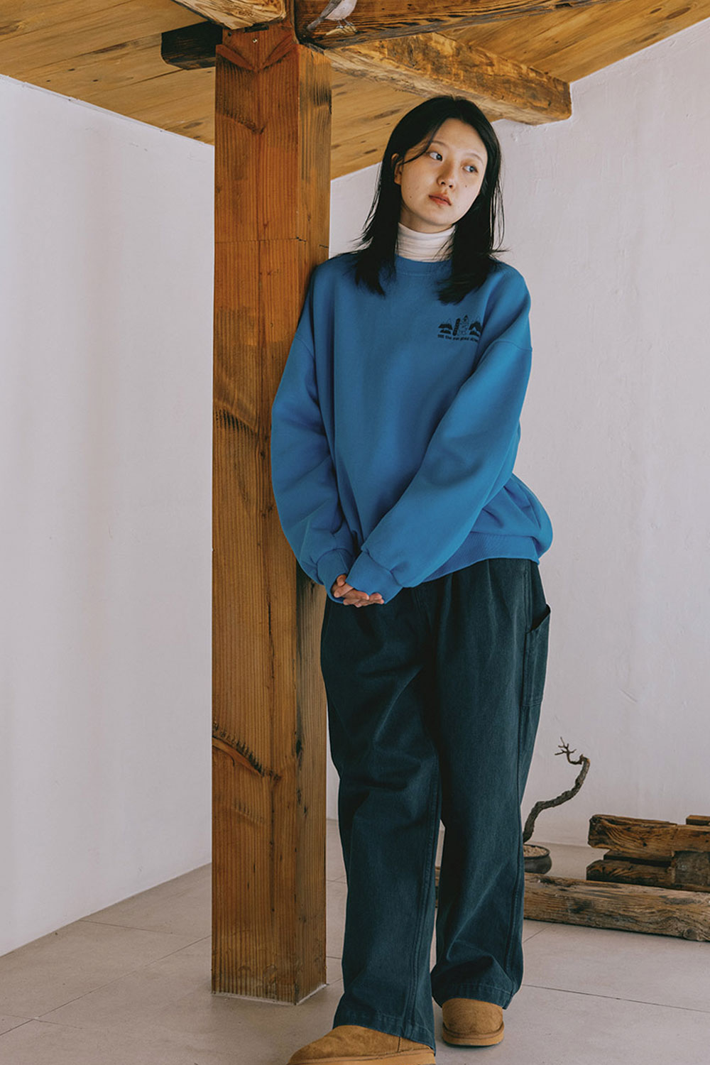 Yeti Fluff Sweatshirt (Blue)