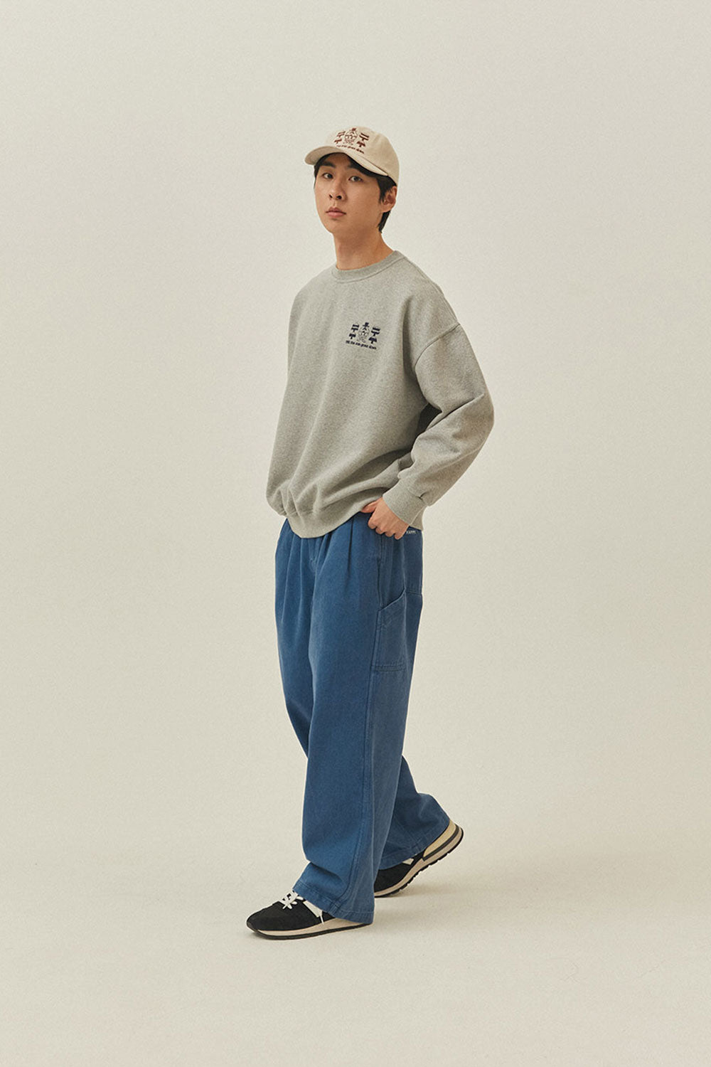 Yeti Fluff Sweatshirt (Grey)