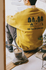 Yeti Fluff Sweatshirt (Mustard)